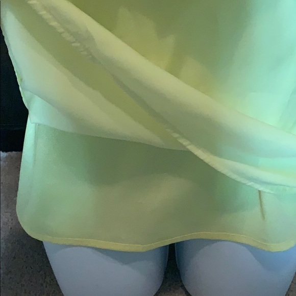 Yellow off the shoulder spring blouse - Picture 2 of 4